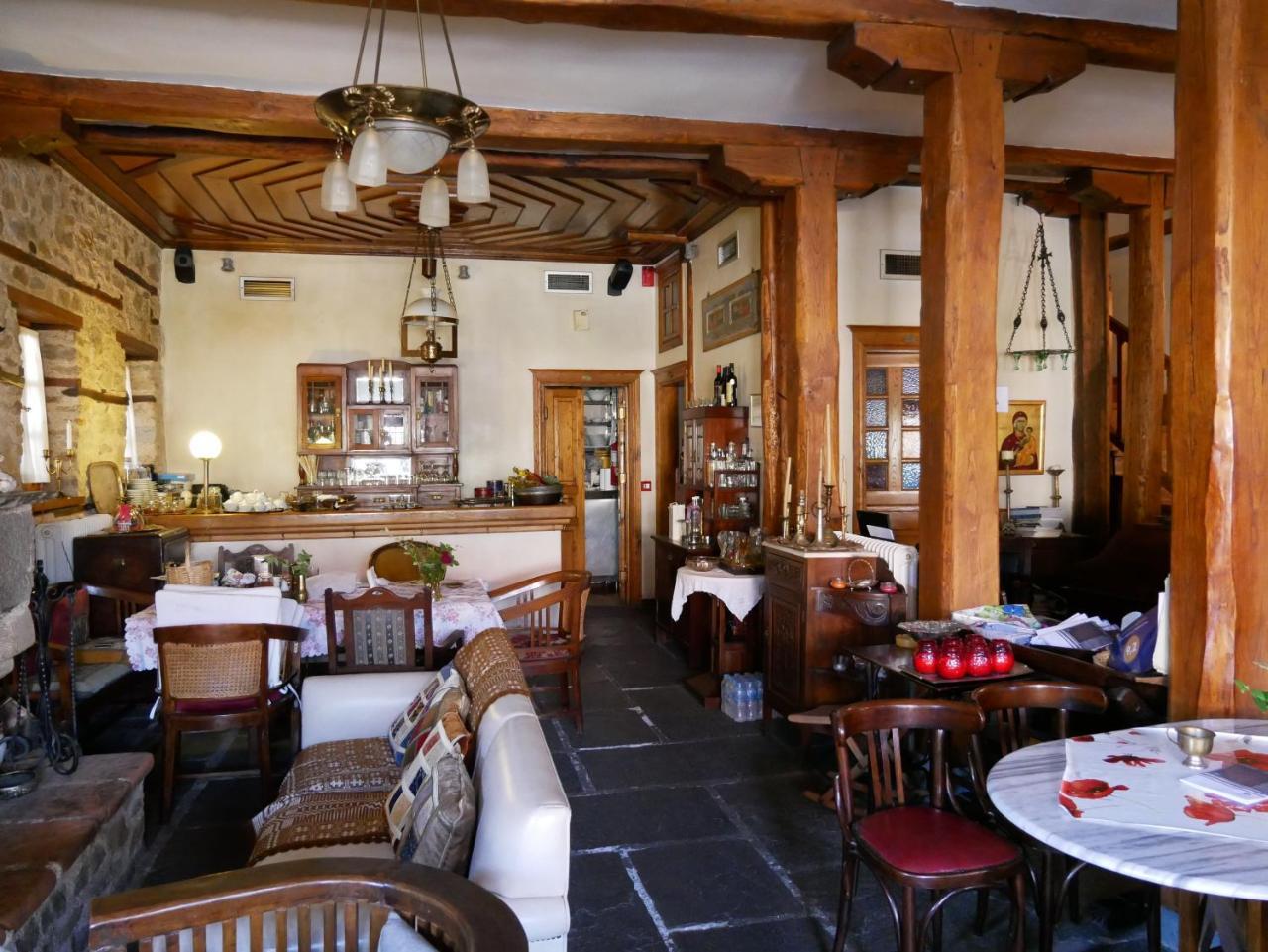 Oikia Alexandrou Traditional Inn Arnaía Esterno foto